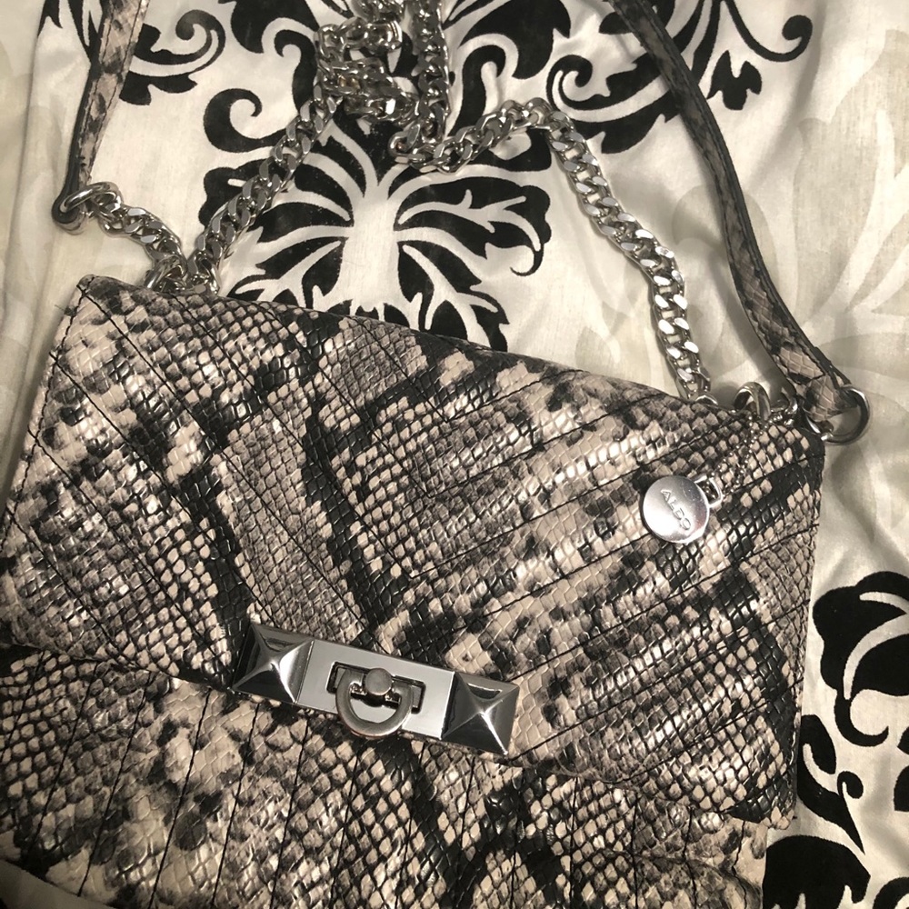Gorgeous snake print purse